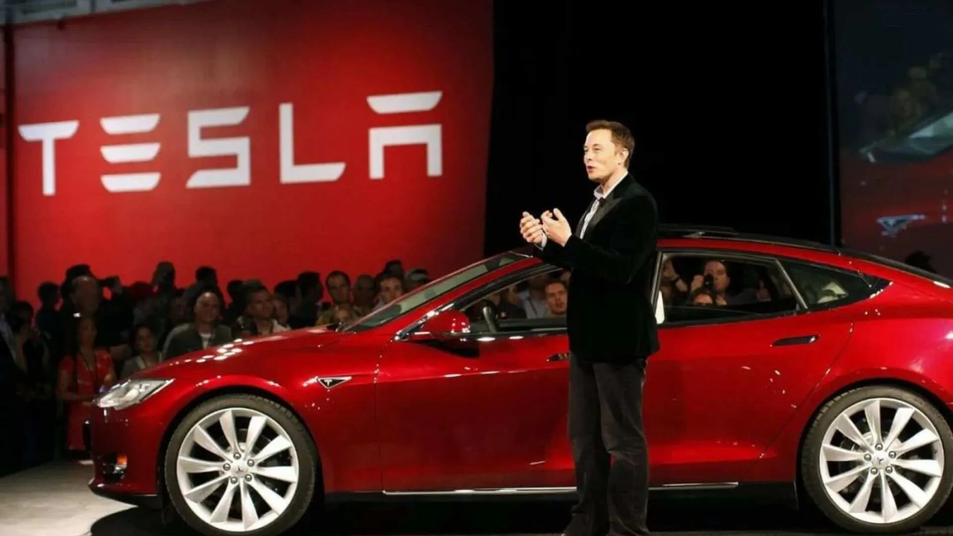 Tesla Stock Jumps 12% After 30% Slump, Thanks to Elon Musk
