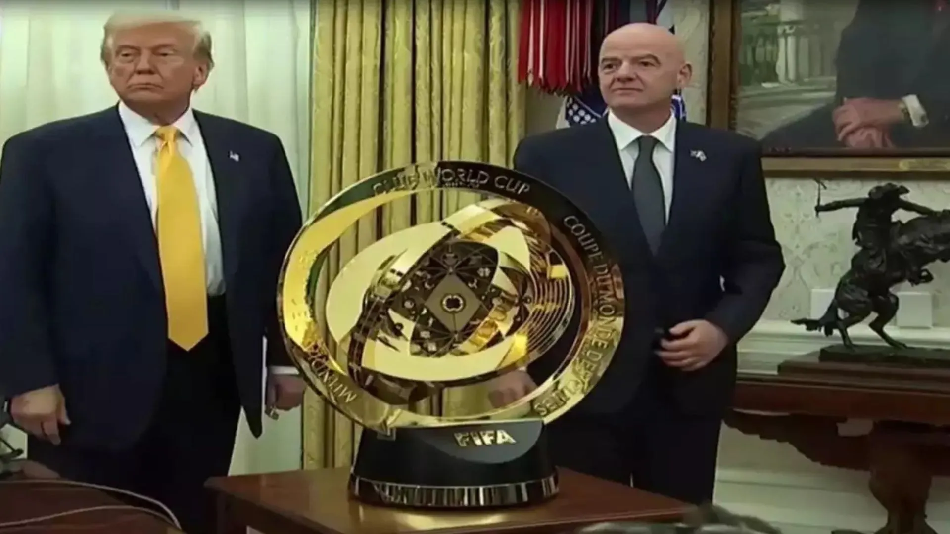 Trump and FIFA’s Infantino Unveil 2025 Club World Cup Trophy, Exchange Gifts | Watch