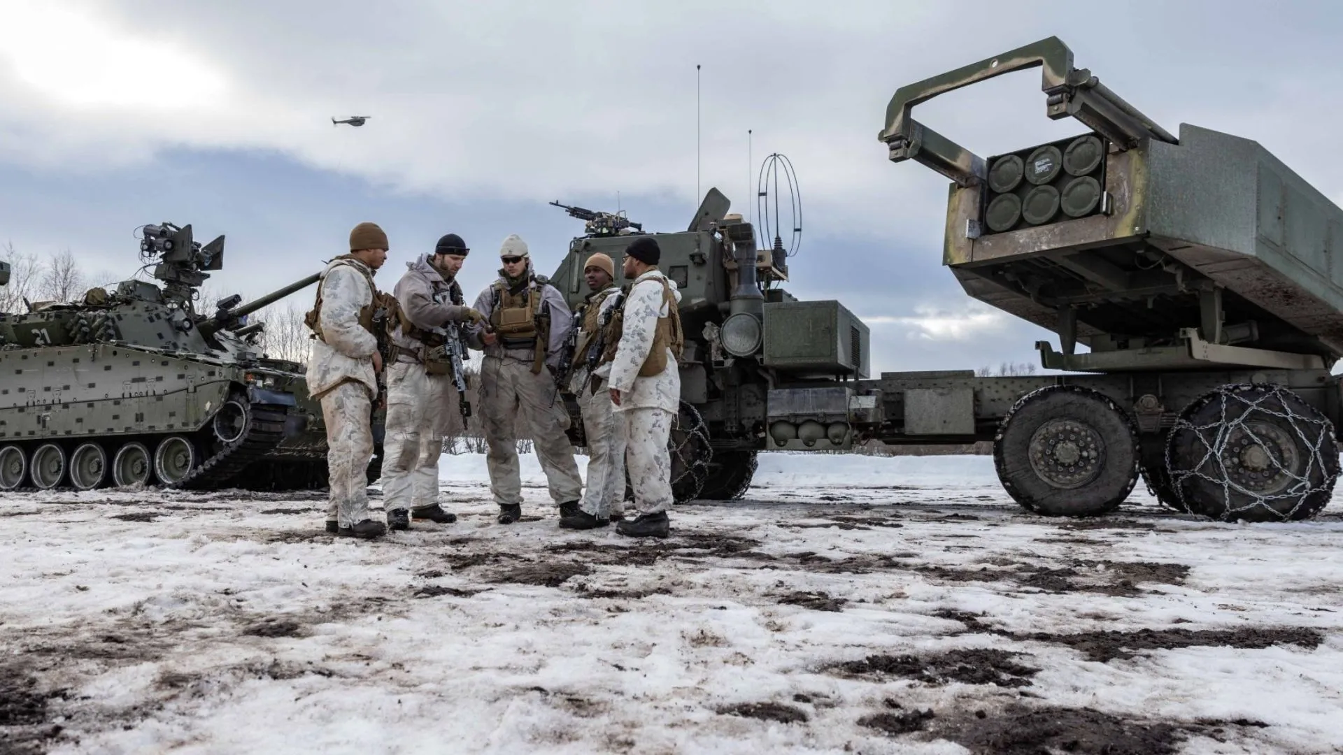 UK Expects 30+ Nations to Join Ukraine Peacekeeping Effort, US Role Unclear