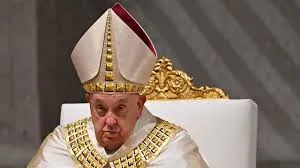 Pope Francis Urges Peace Amid Trump-Zelensky Clash from Hospital