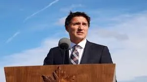 Canada Hits Back with 25% Tariffs on US Imports