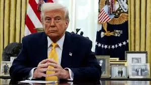 Trump Seeks Supreme Court Help to Block Rehiring Order