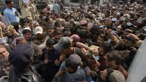 Pak Govt Panel Reviews Deportation Plan for Illegal Immigrants
