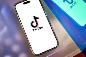 Trump Considers Lowering Tariffs to Secure TikTok Deal
