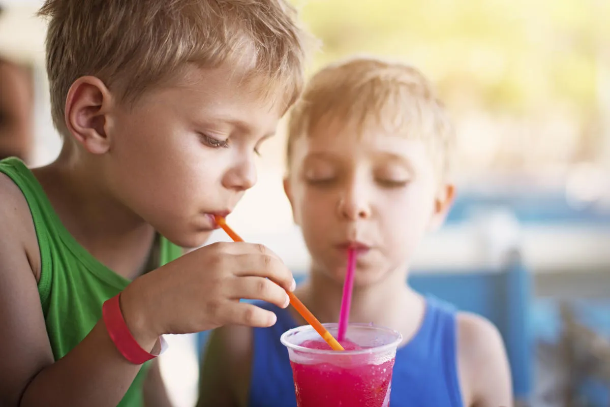 Doctors Warn: Under-Eights Should Avoid Glycerol-Containing Slushies