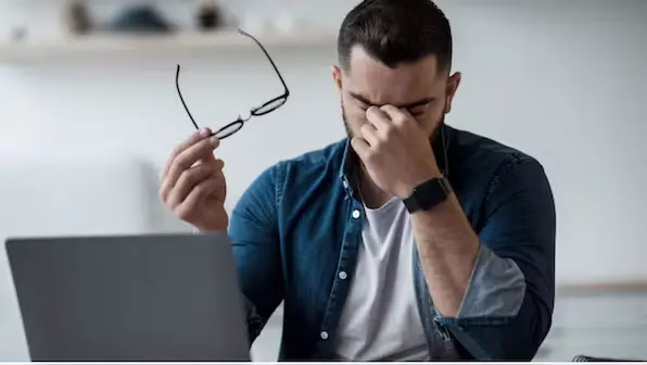 Is Screen Time Harming Your Eyes? Expert Tips to Protect Your Vision