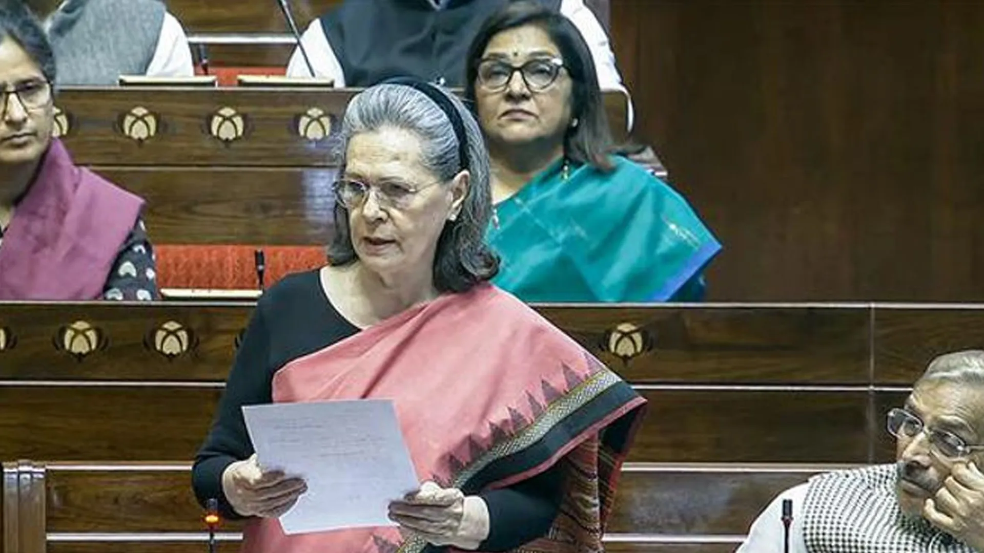 BJP MPs Demand Apology from Sonia Gandhi Amid ‘Maafi Maango’ Chants in Parliament​