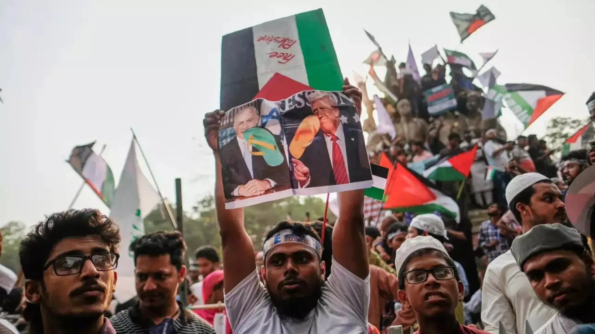 Bangladesh Restores ‘Except Israel’ Passport Ban Amid Widespread Gaza Solidarity Protests