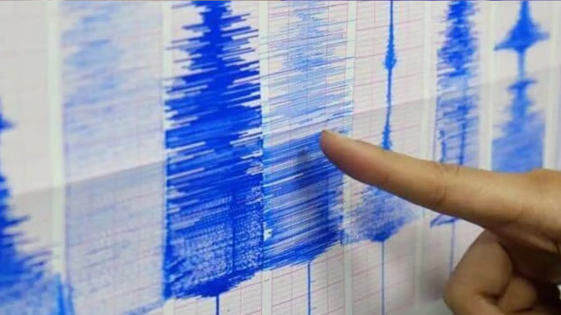 Earthquake of 5.3 Magnitude Jolts Pakistan; North India Feels Strong Tremors