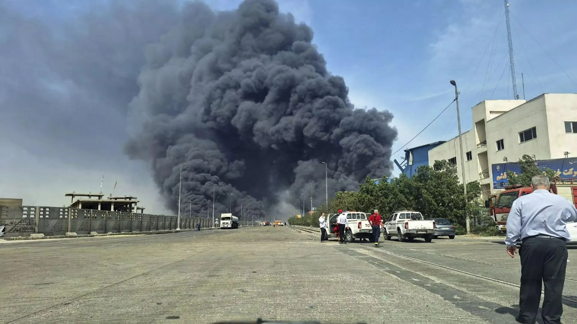 Explosion at Iran’s Shahid Rajaee Port Kills 14, Injures Over 750