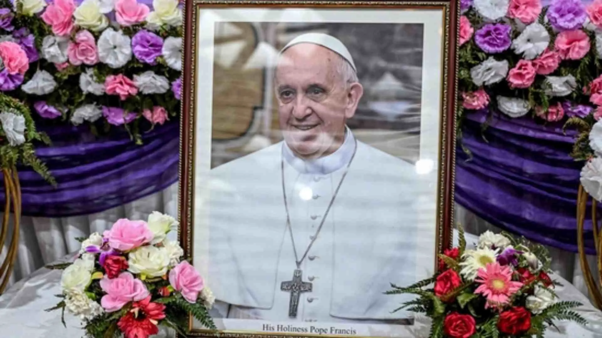 Celebrities and Global Leaders Pay Tribute to Pope Francis