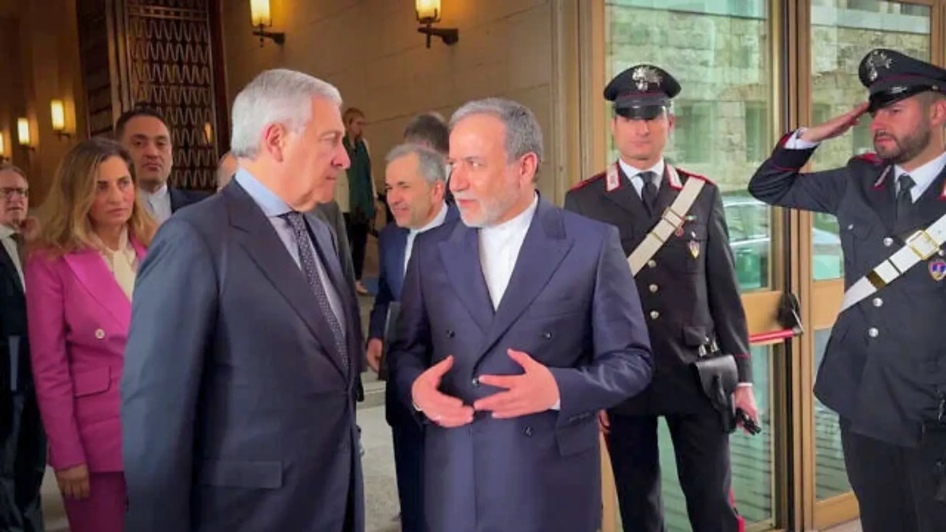 Iran-US Talks Show Progress as Experts Set to Draft Nuclear Deal Framework