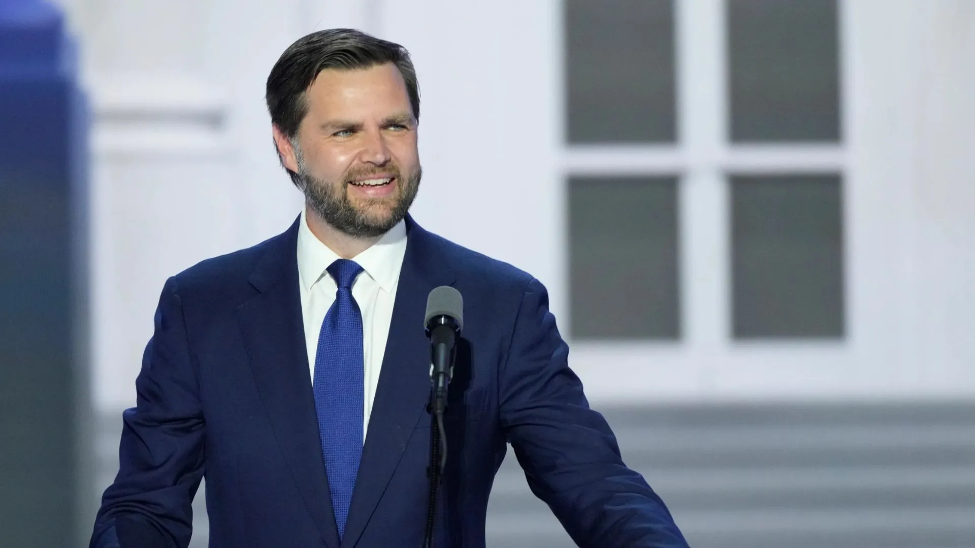 JD Vance Eyes 2028 Presidential Run, Hints at Breaking From Trump – Future of Musk Also Revealed