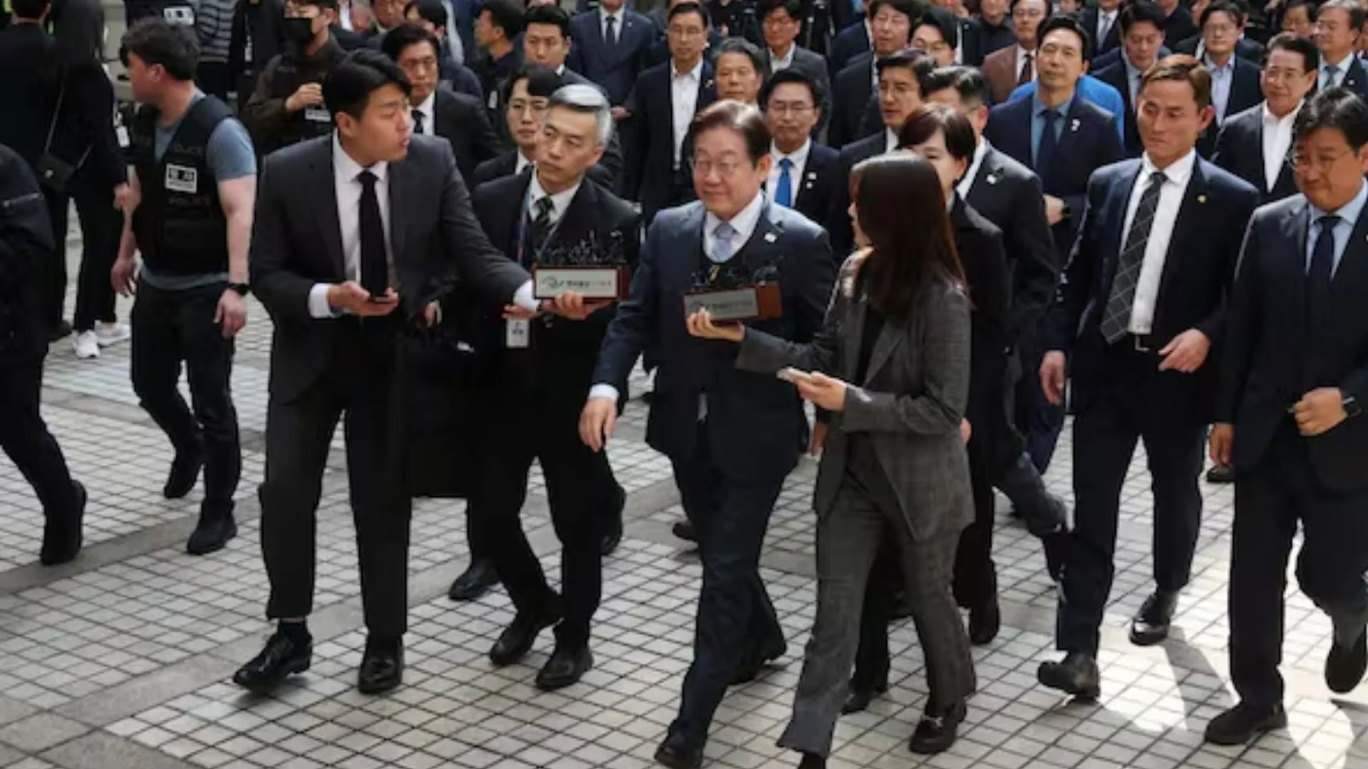 Lee Jae-myung Exits Democratic Party Leadership Amid Election Buzz