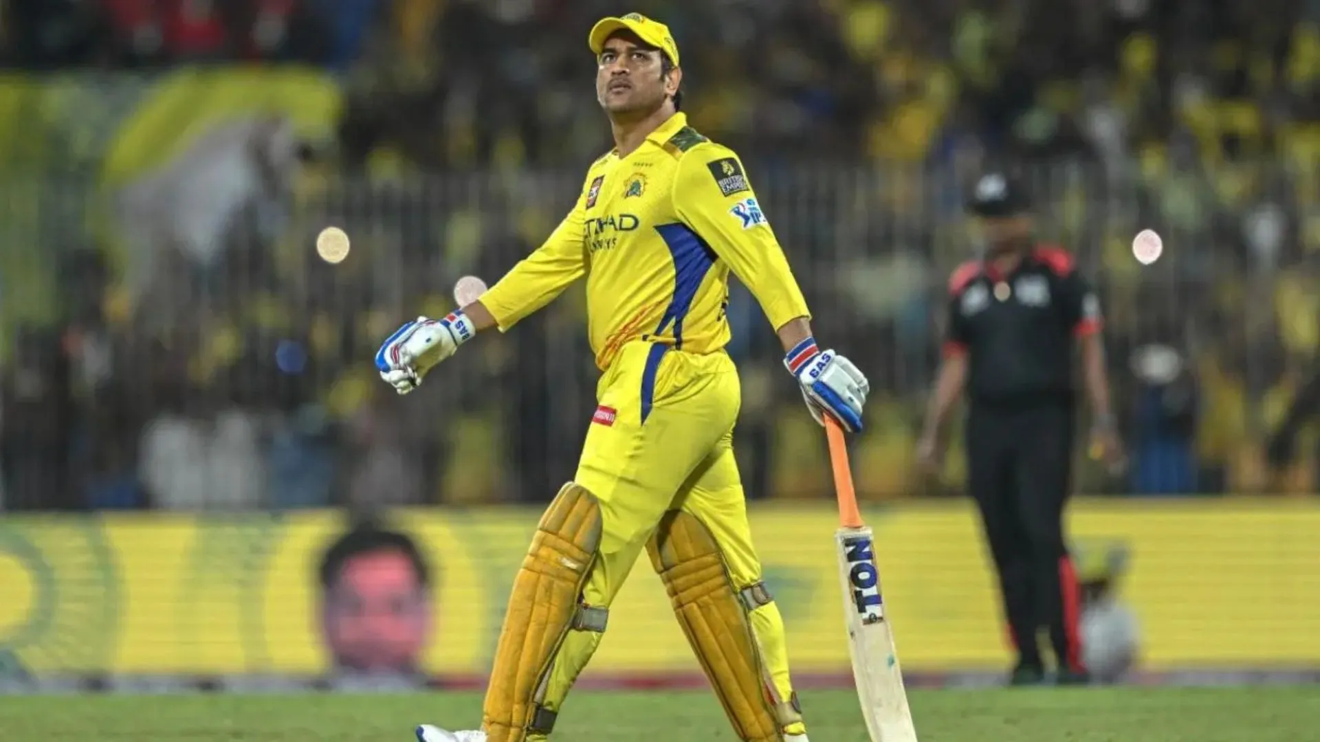 MS Dhoni Ruled Out of IPL 2025? Limping Video After CSK Win Raises Fans’ Concerns | Watch