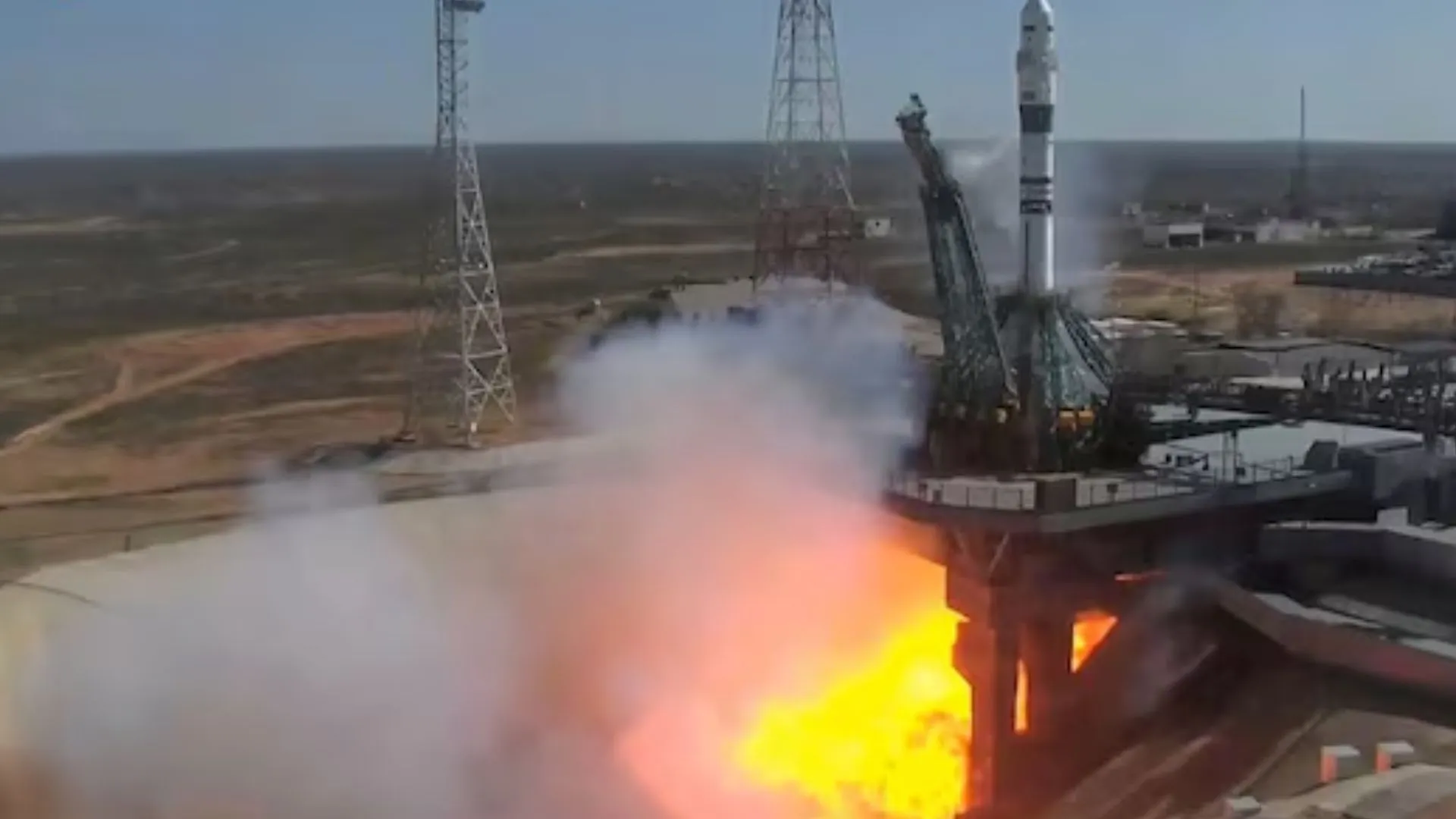 NASA Astronaut Jonny Kim Launches to ISS with Russian Crewmates