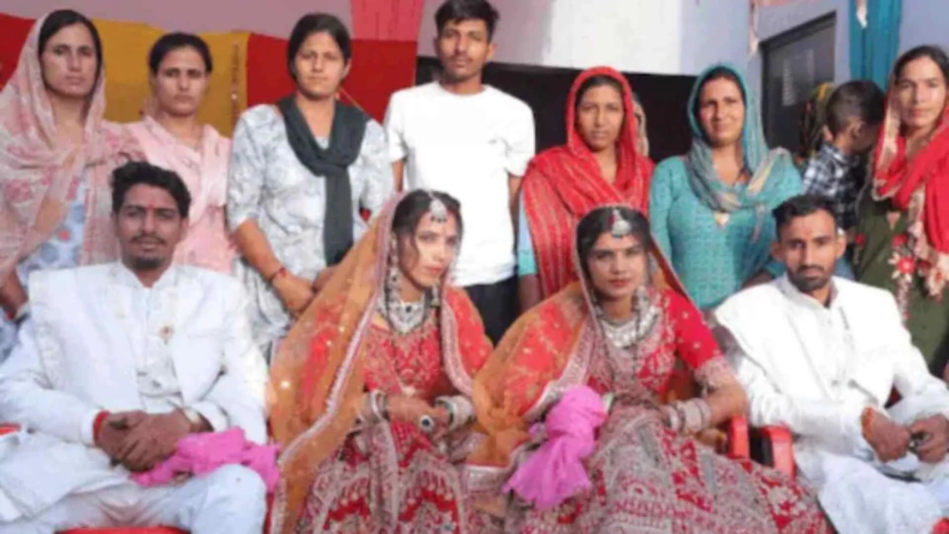 One Mandap, Six Weddings: Siblings Save Lakhs with One Grand Family Affair