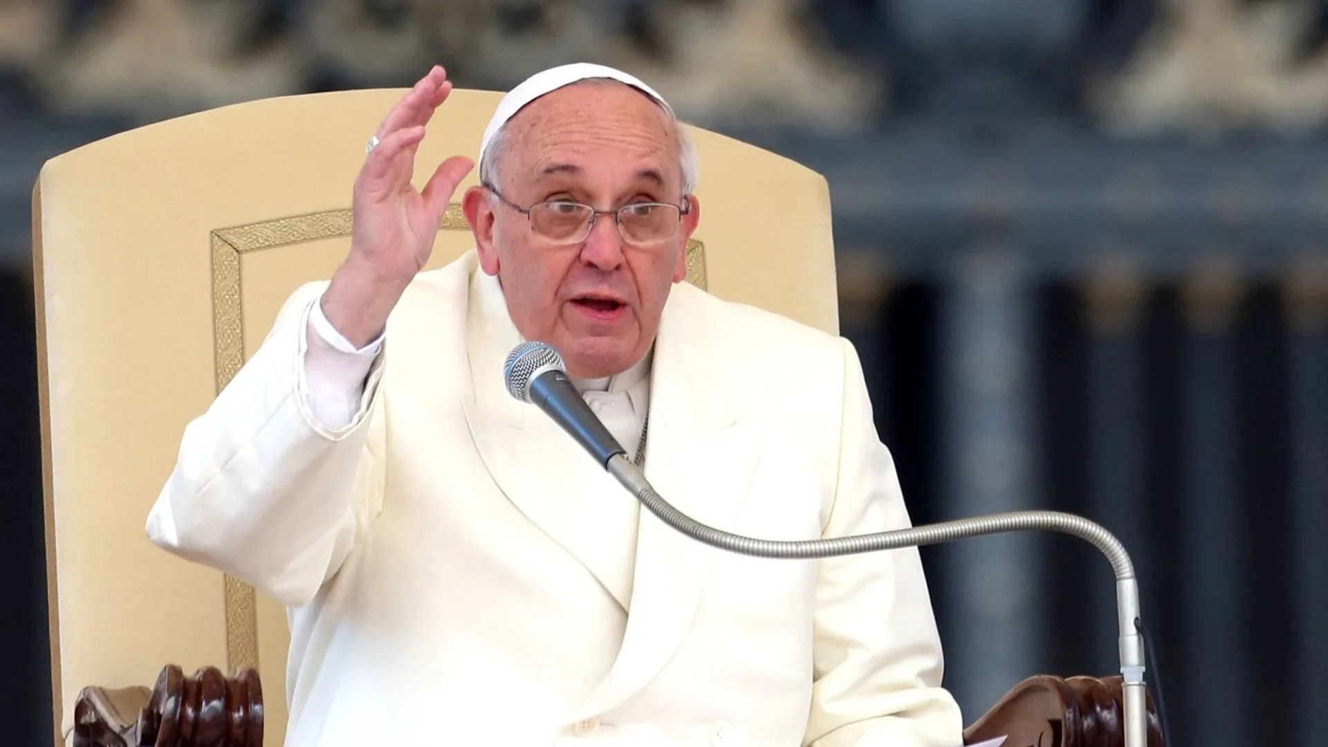 Pope Pleads For Peace: Easter Message Condemns Gaza War And Rising Antisemitism