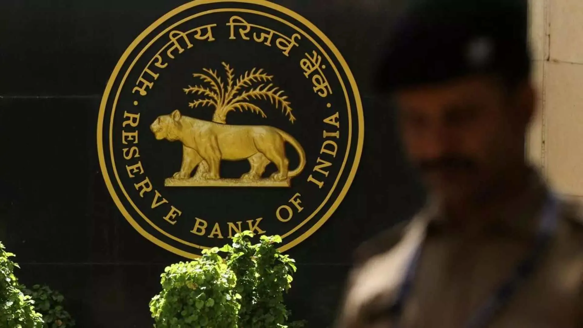 How RBI’s 25 bps Rate Cut Could Save You Rs. 3.8 Lakh | TDG Explainer