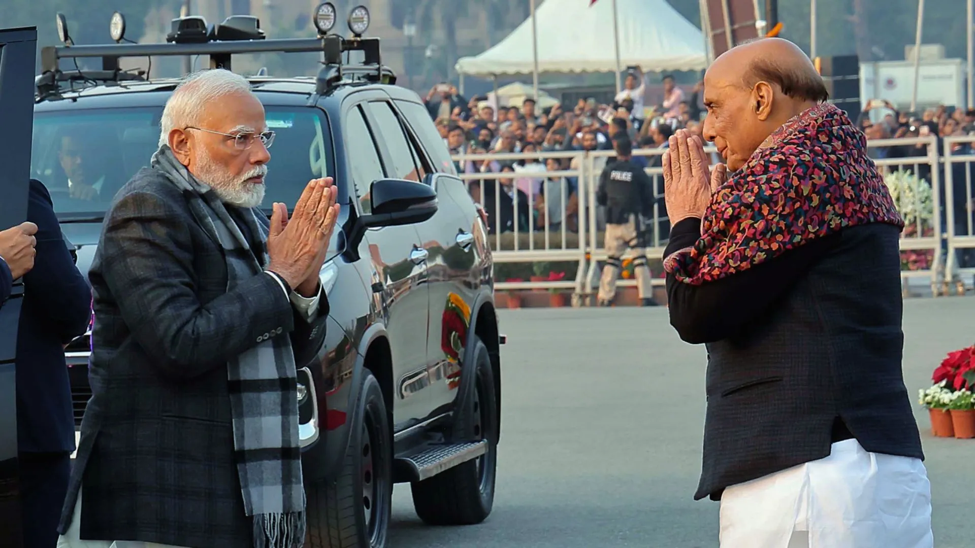 Rajnath Singh Meets PM Modi Amid Rising Tensions Over Pahalgam Attack