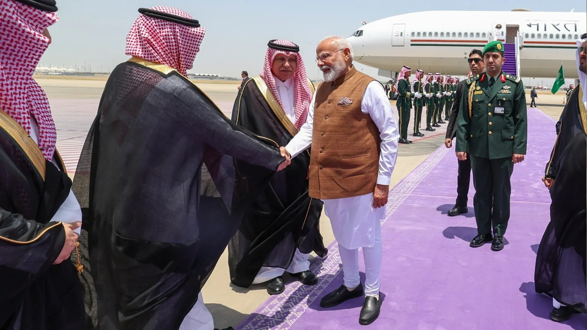 ‘Ae Watan…’ Resonates as PM Modi Arrives in Jeddah for Two-Day State Visit | Watch