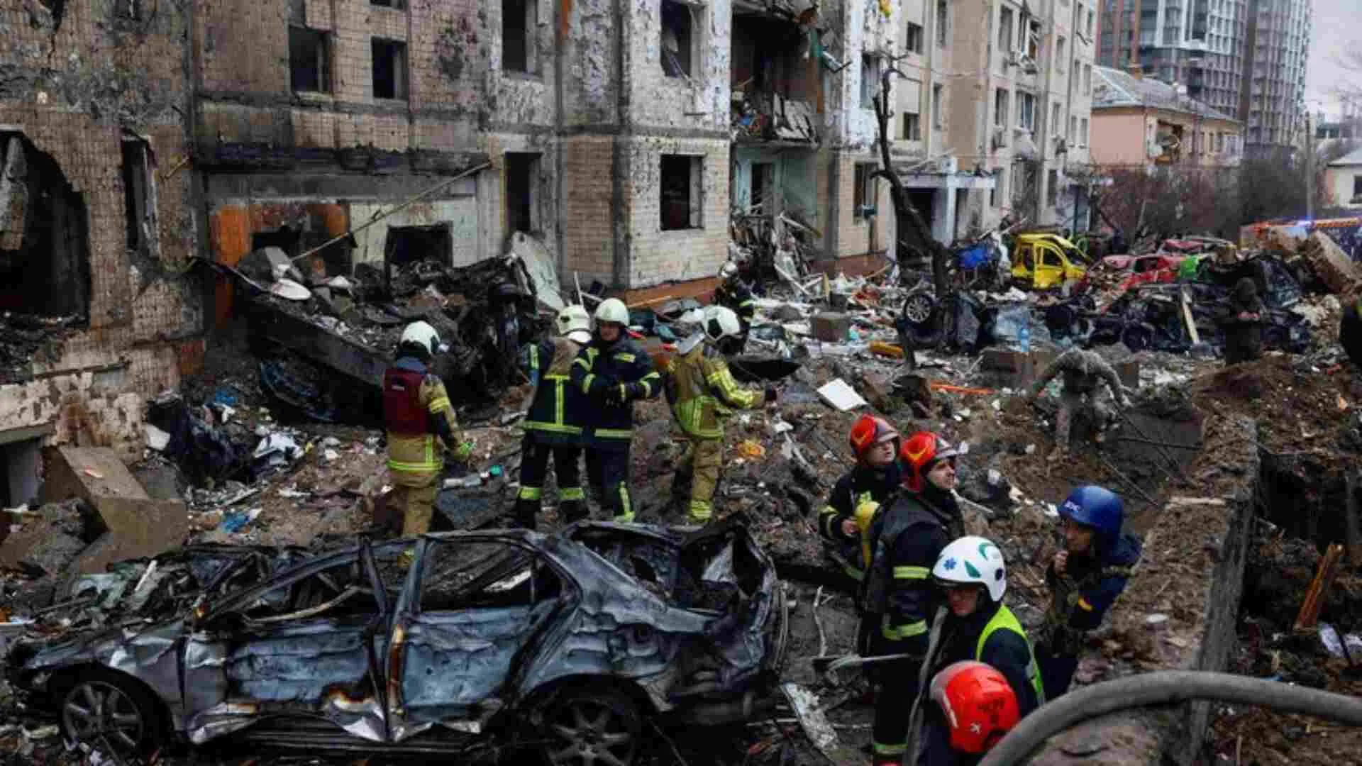 Russian Airstrike Hits Ukrainian City, Mayor Reports Multiple Deaths