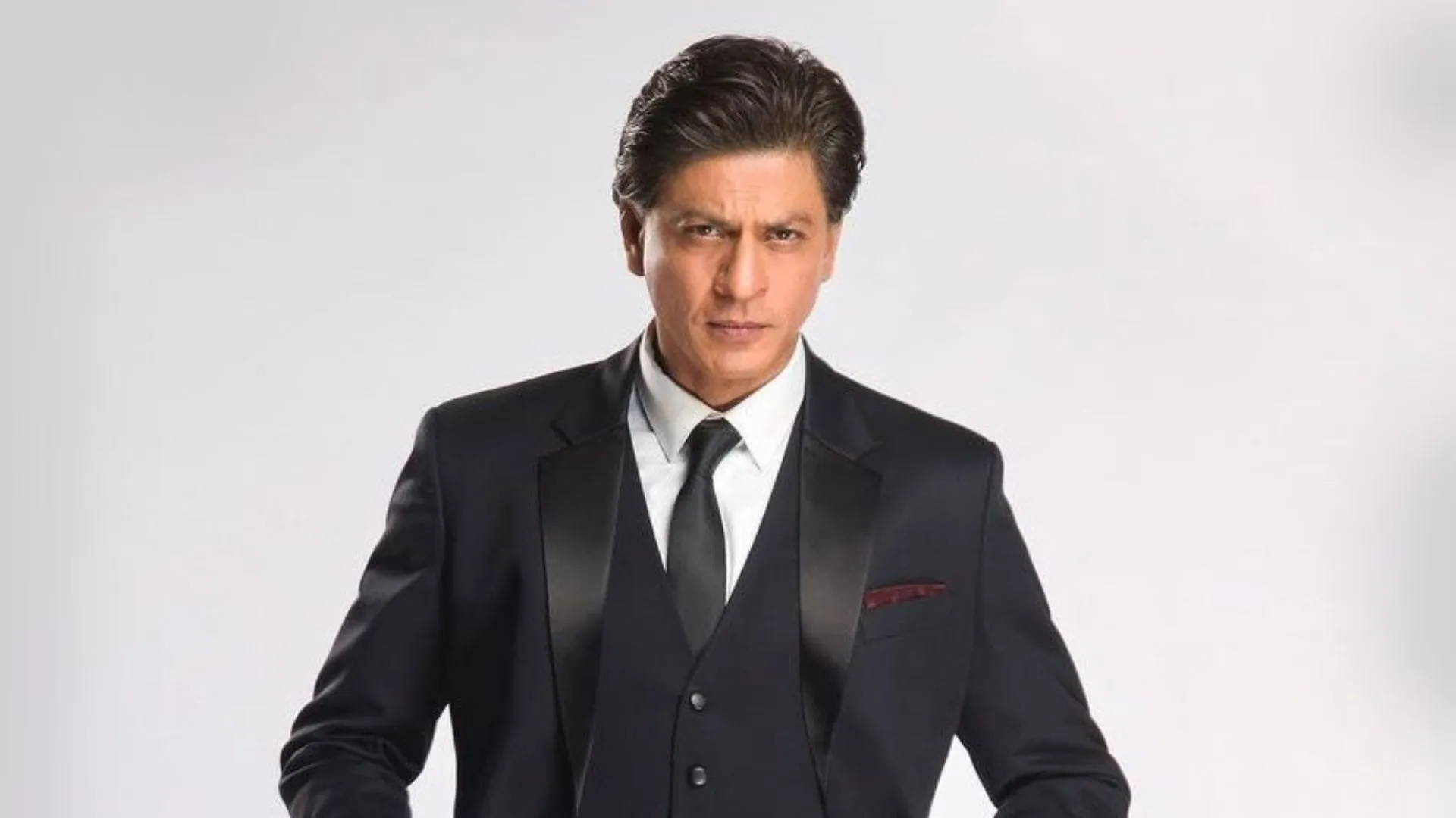 Shah Rukh Khan to Walk Met Gala 2025 Red Carpet in Sabyasachi