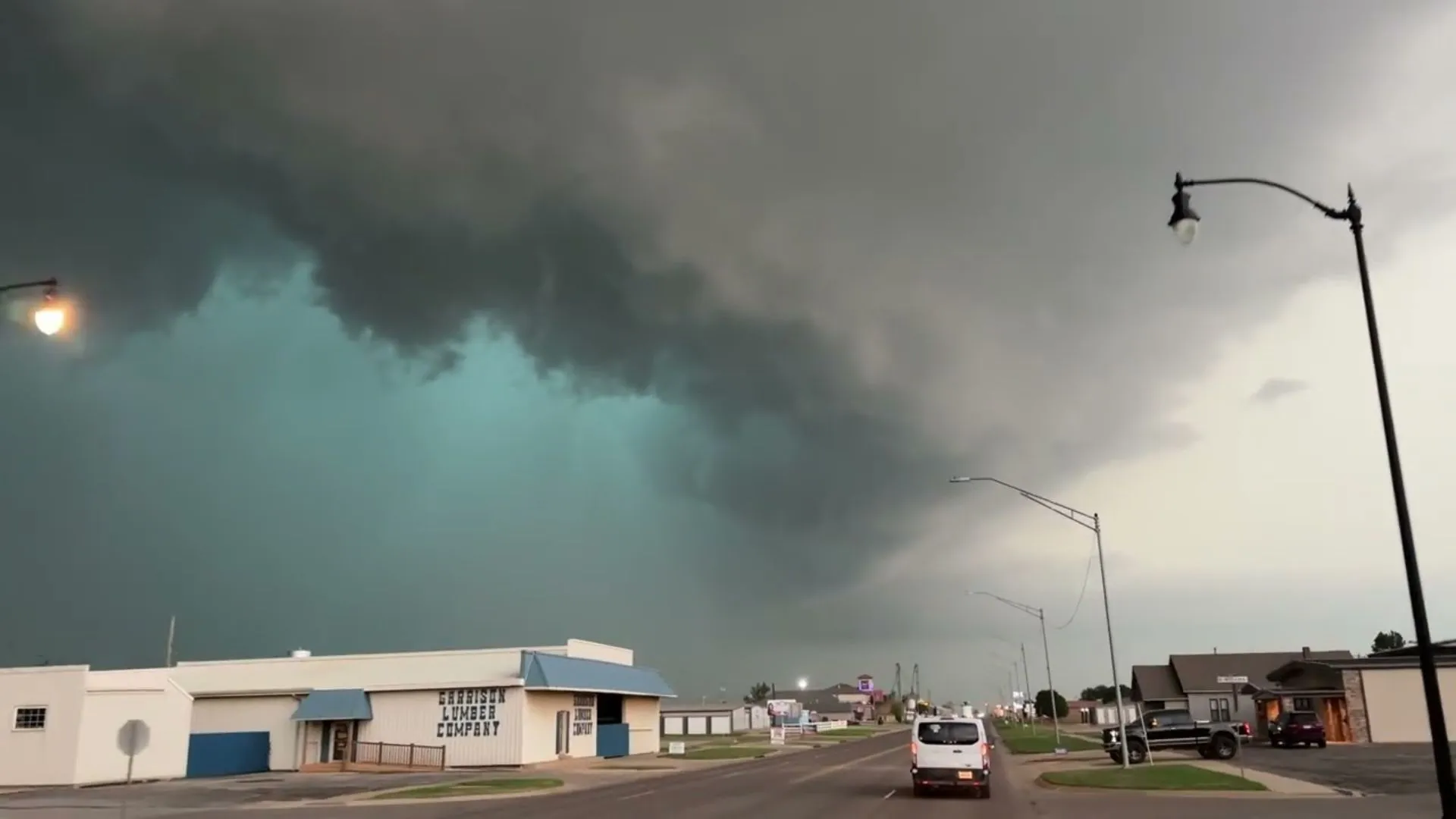 Tornado Sirens Sound in Bryan County Amid Oklahoma Storms