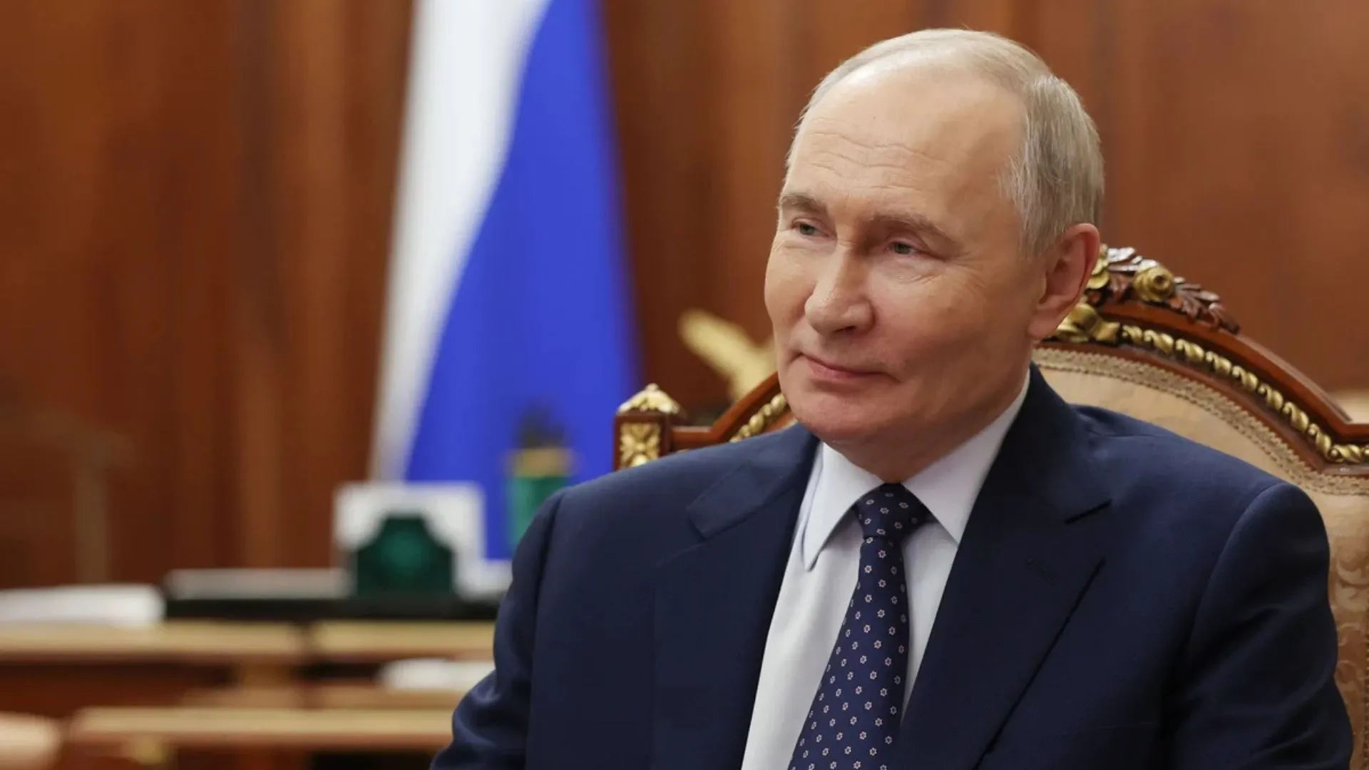Trump Envoy Meets Putin Over Ukraine Peace Plan as Trump Urges Moscow to ‘Get Moving’