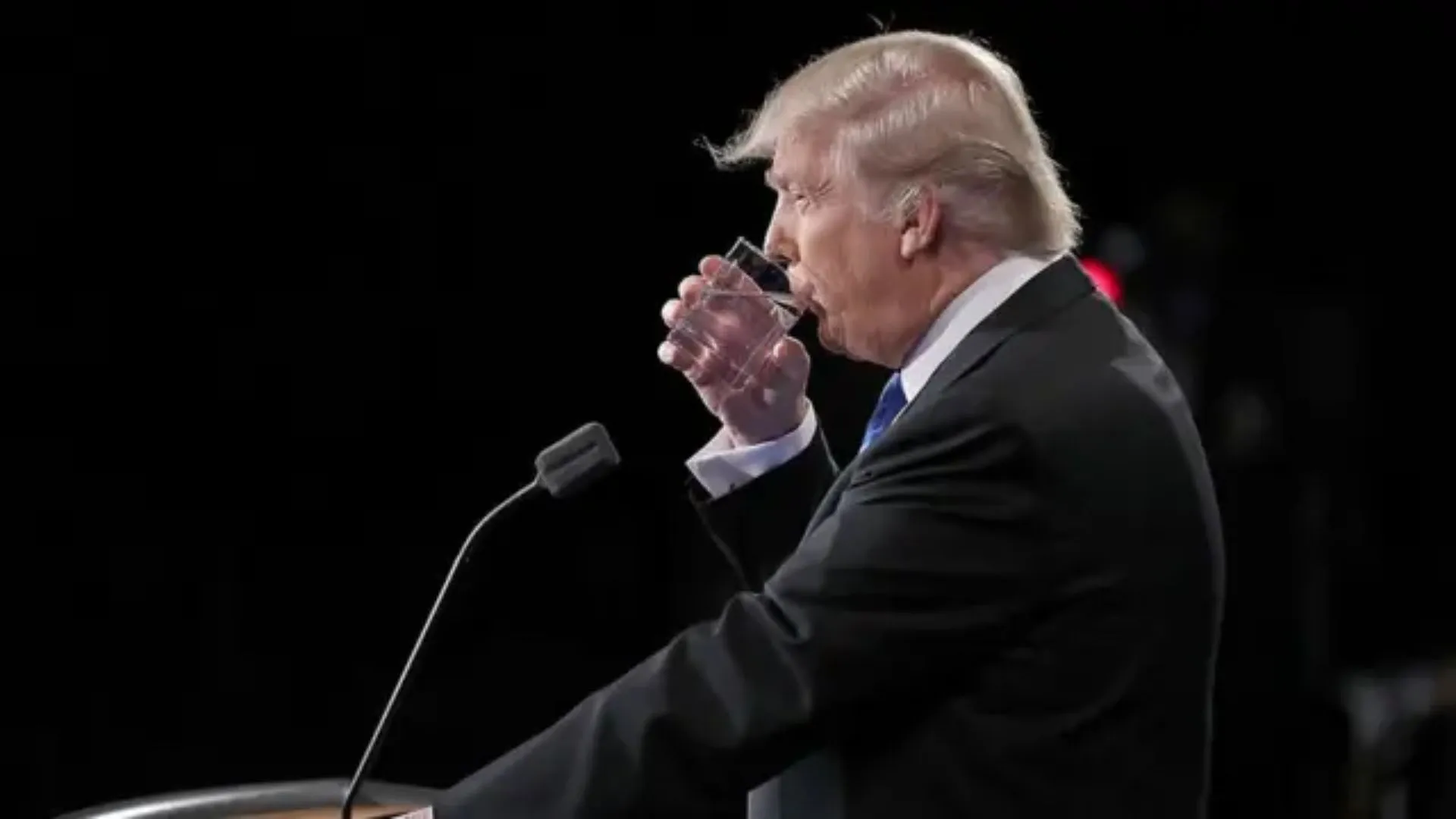Trump Doesn’t Drink: What His Doctors Discovered and Prescribed