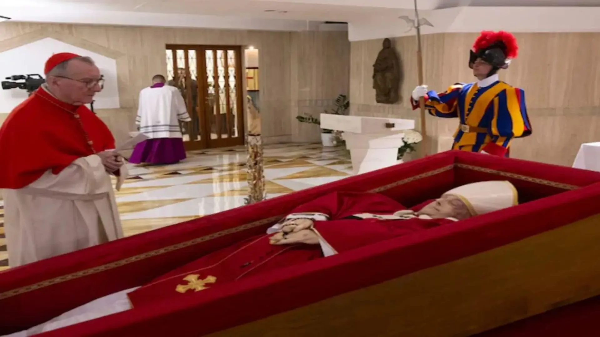 What Will Be Buried With Pope Francis? Inside His Future Open Casket Plans