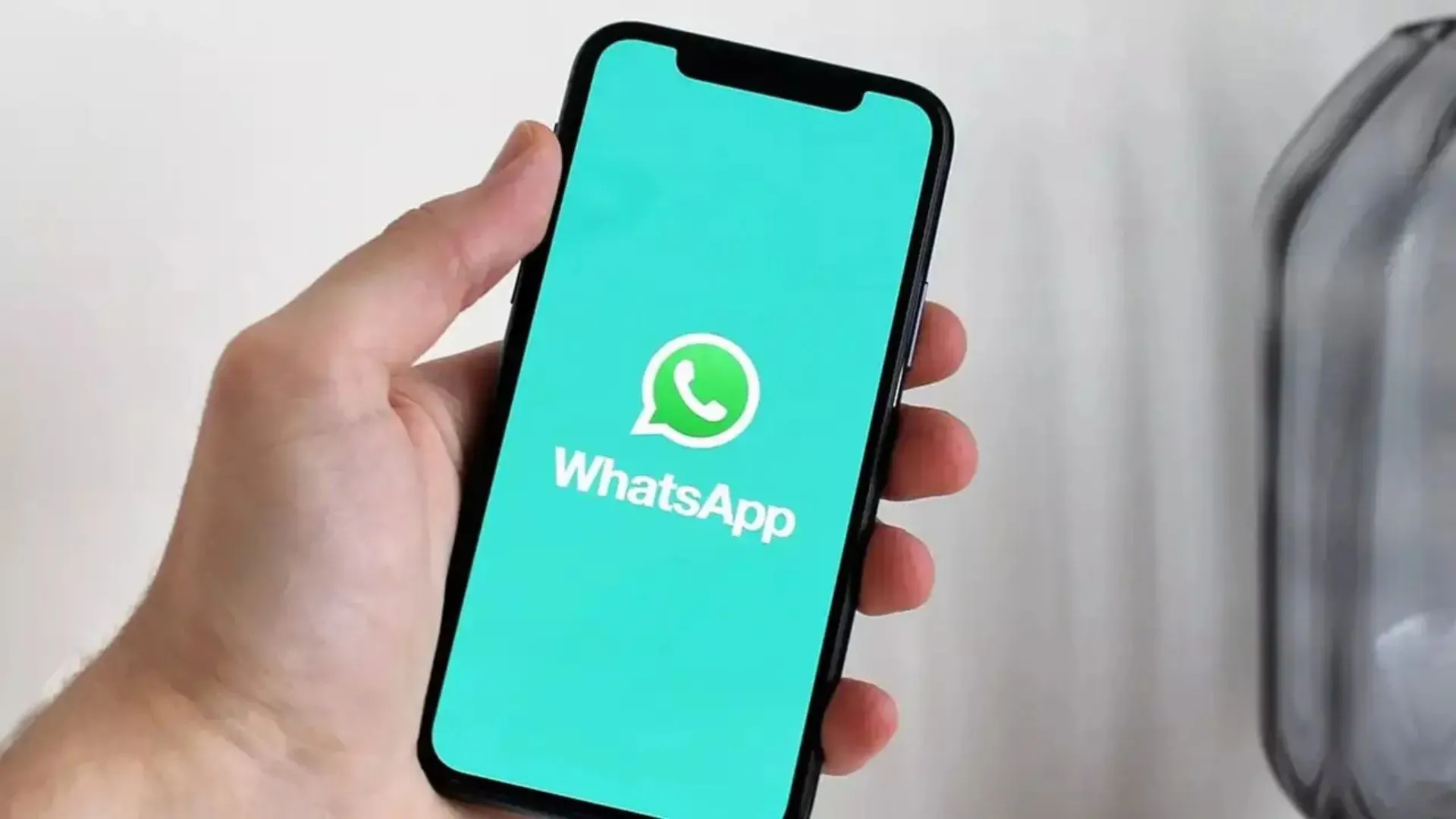 WhatsApp Outage Hits Users Globally, Majority Face Messaging Disruptions