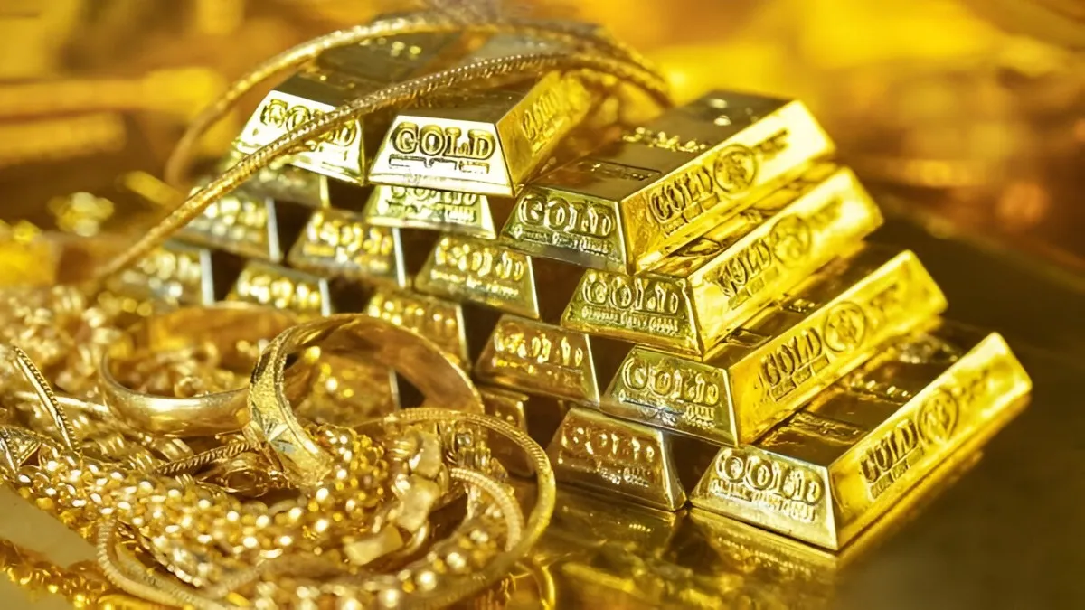 Gold Price Update: 24-Carat Gold Nears ₹9,800 Per Gram, Rates Rise Across Major Cities