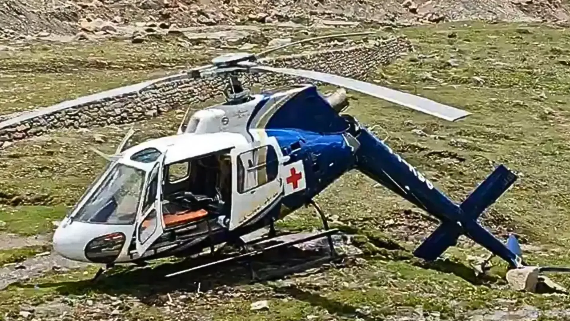 AIIMS Sanjeevani Heli Ambulance Crash Lands in Kedarnath | Watch