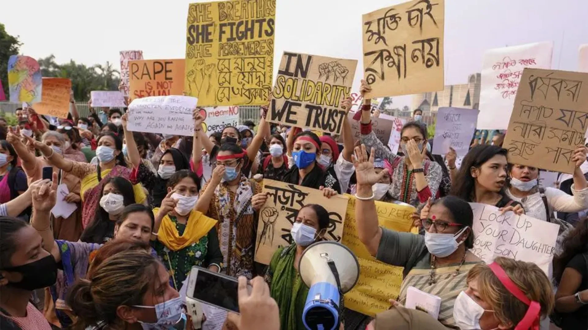 Bangladesh’s Caretaker Govt Warns Of Rising ‘Authoritarian’ Risks, Students Fear Crackdown
