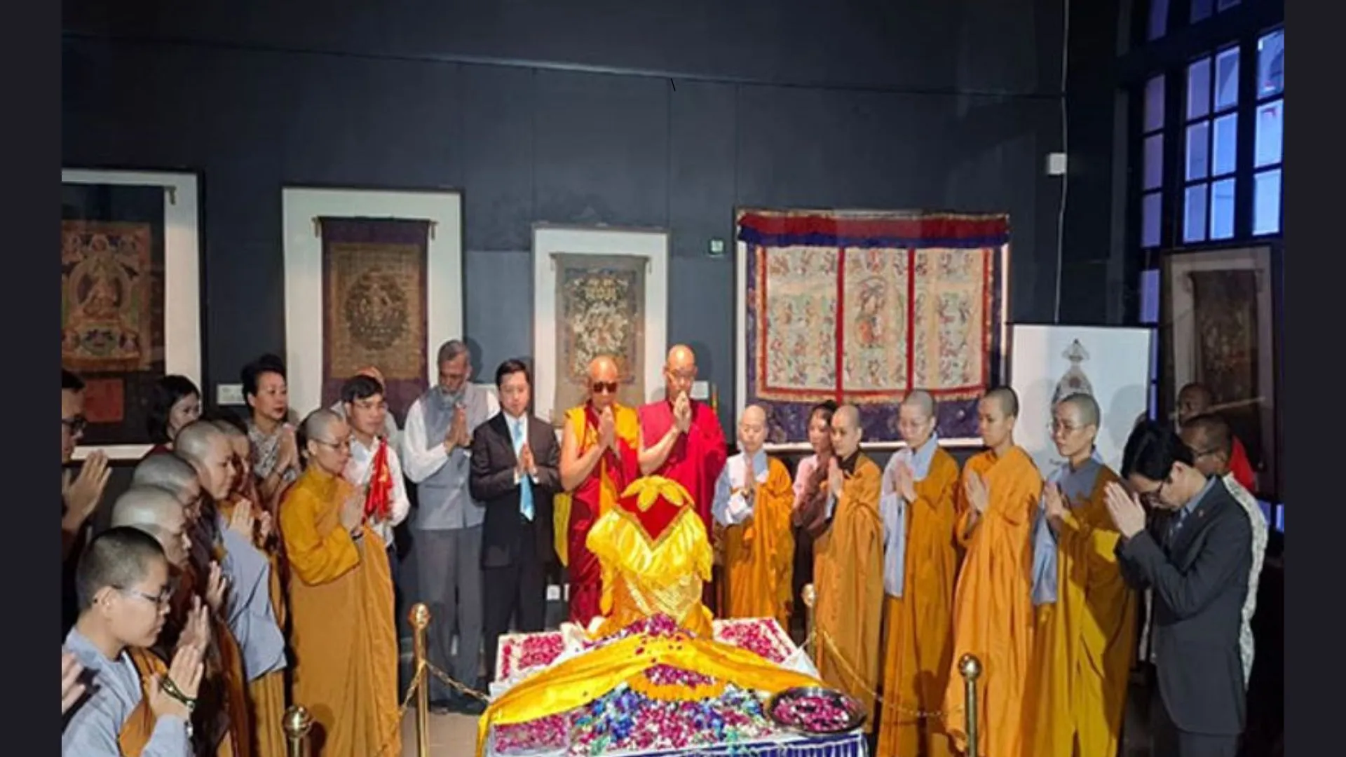 Buddha Relic Arrives in Vietnam for Public Exposition