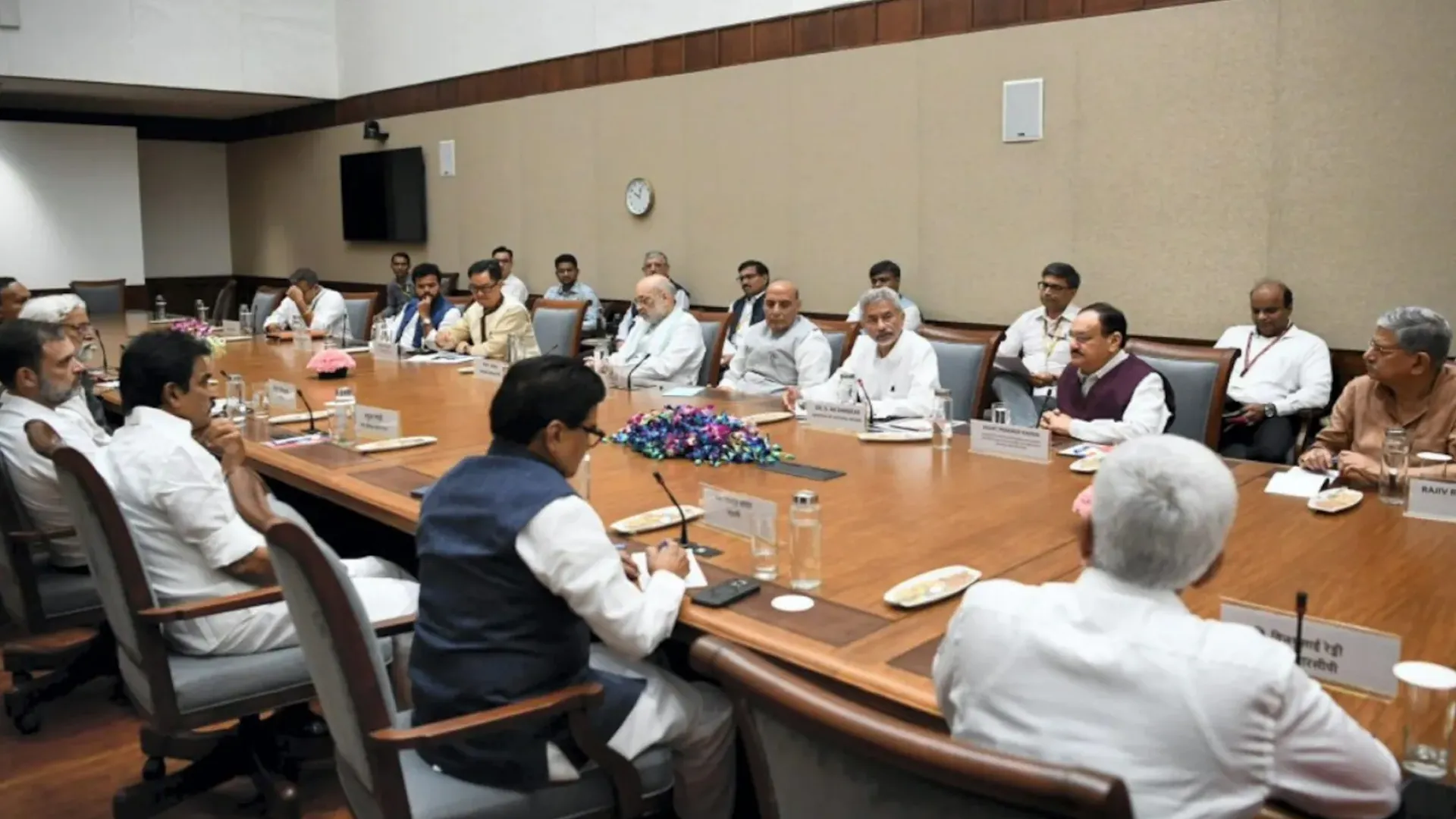 Centre Briefs Political Leaders in High-Stakes All-Party Meeting After Op Sindoor