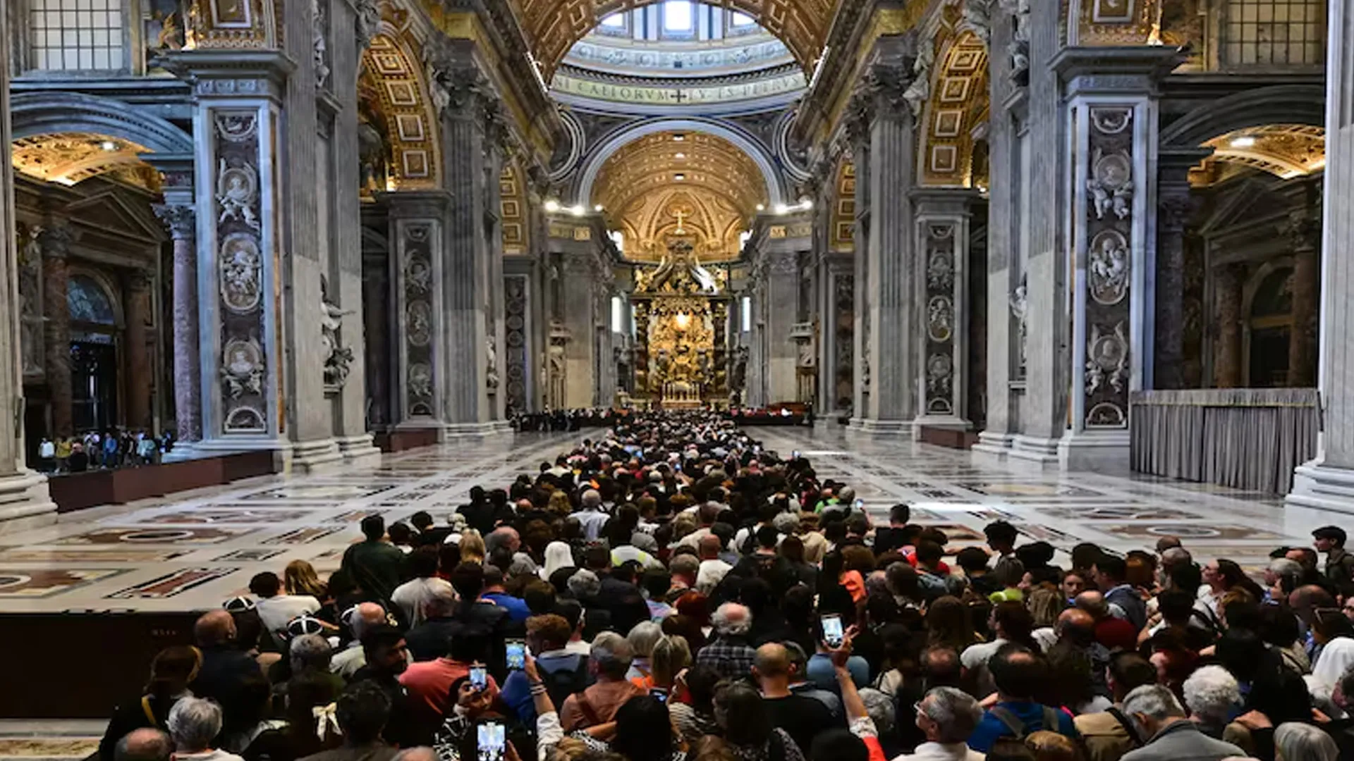 Complete Lockdown at Vatican as Cardinals Prepare to Elect Next Pope