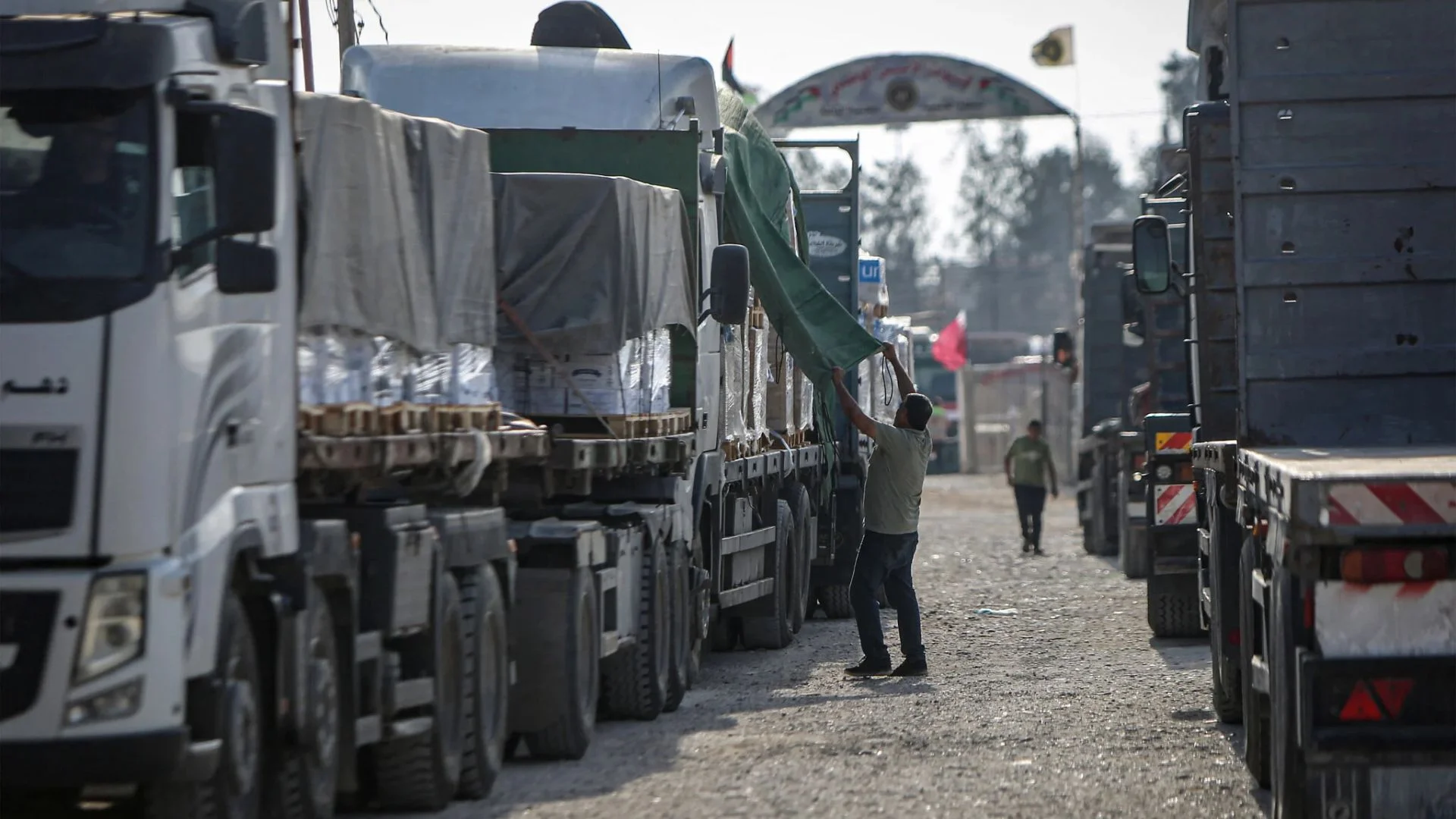 Israel Allows 100 Aid Trucks Into Gaza, But Distribution Delays Leave Civilians Desperate