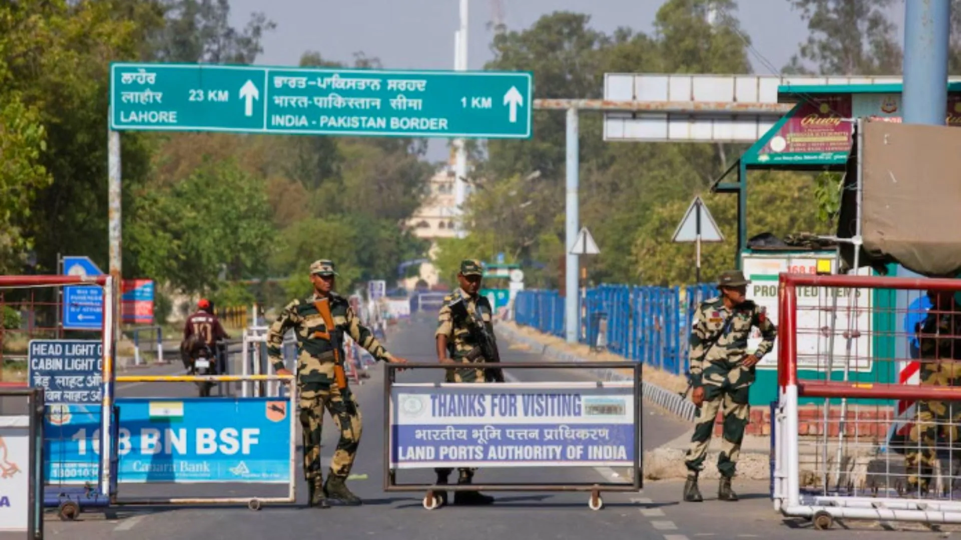 India Launches Multi-Sectoral Attack as Pakistan Braces for Military Action