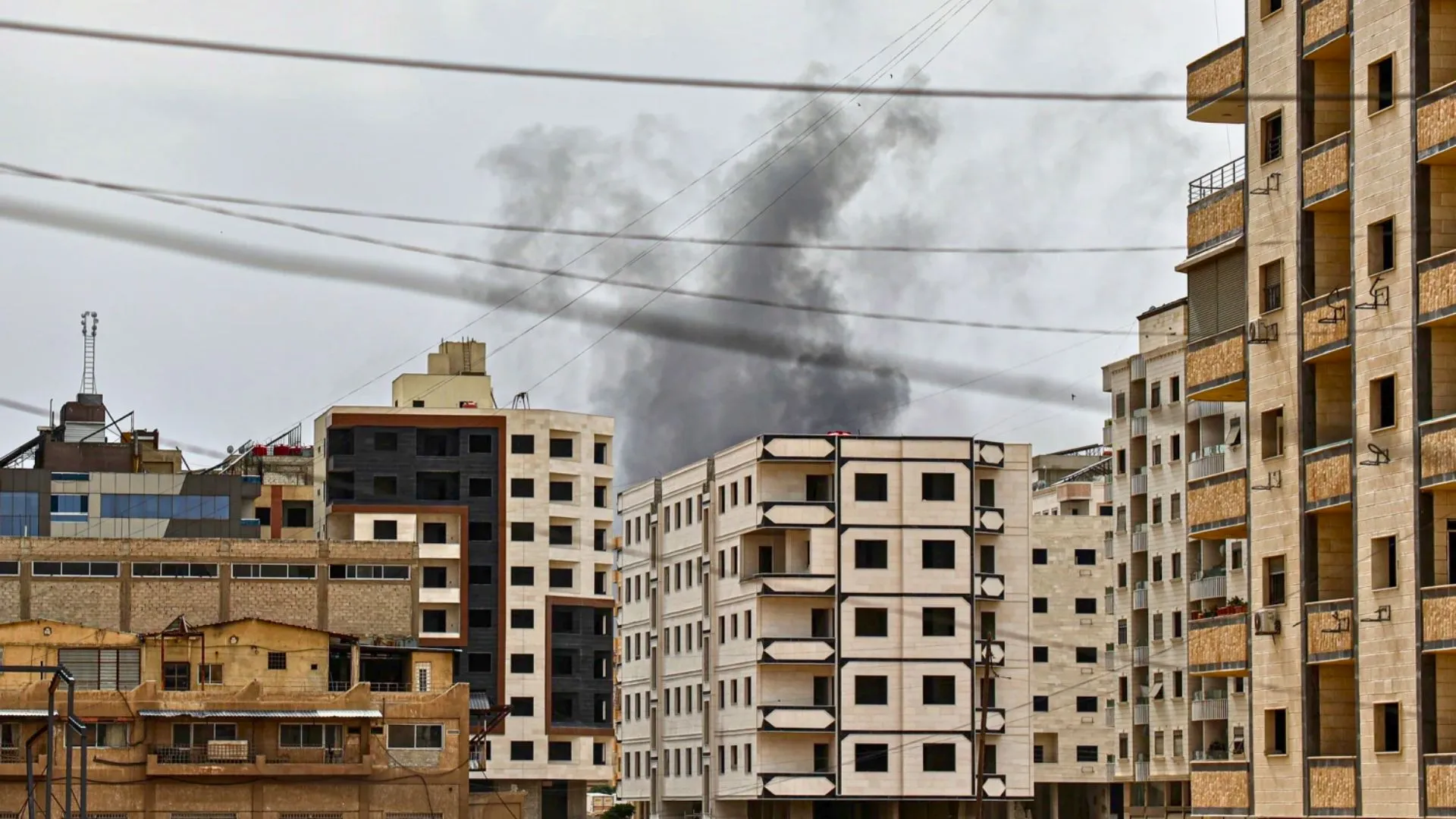 Israel Strikes Near Syrian Presidential Palace in Warning Over Druze Threats