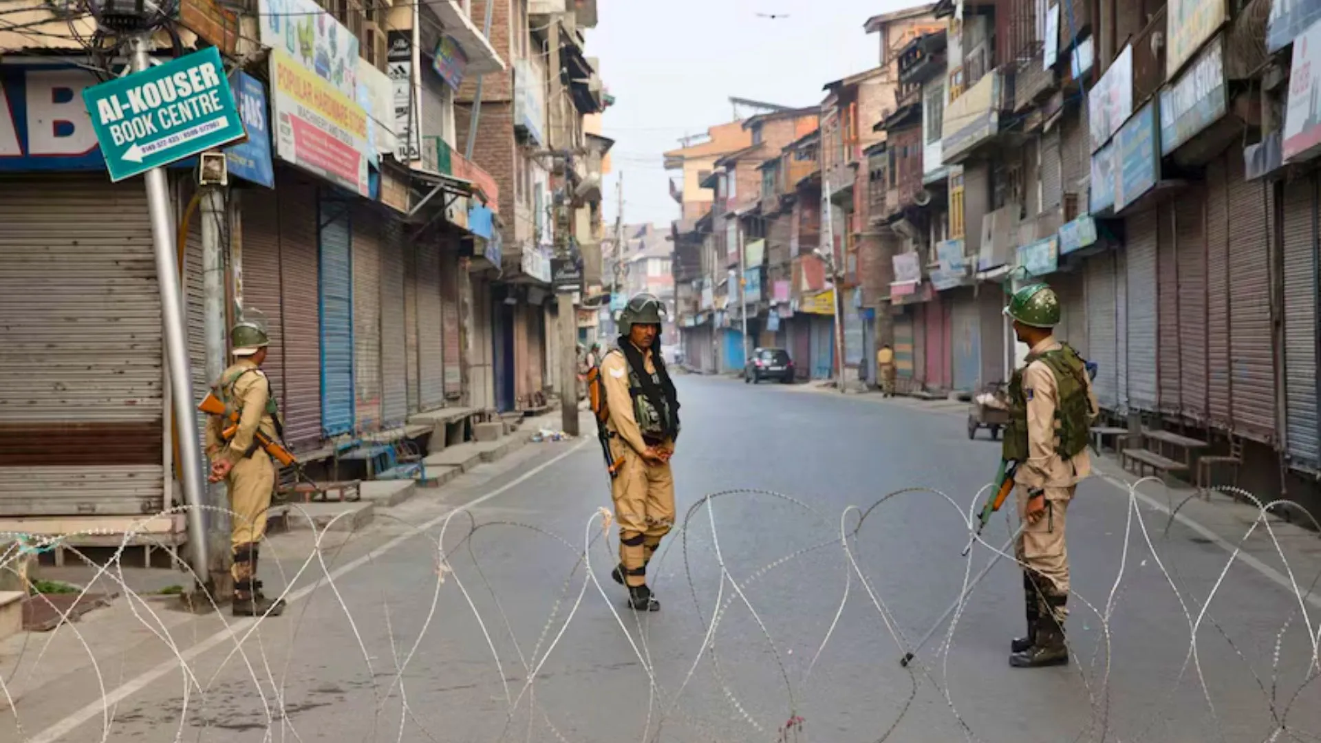 J&K Border Villages Fear Pakistan Violating Ceasefire, Targeting Them Again