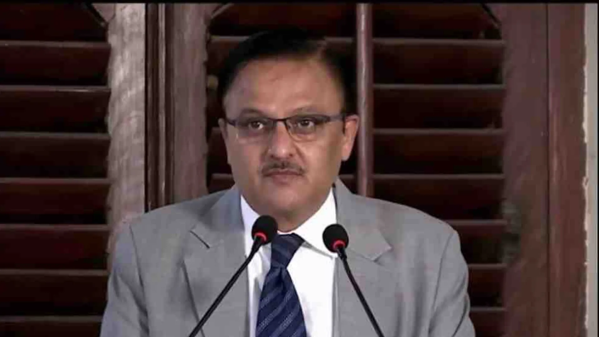 Justice Abhay Oka Calls Supreme Court ‘Chief Justice-Centric’, Urges Structural Reform in Farewell Speech