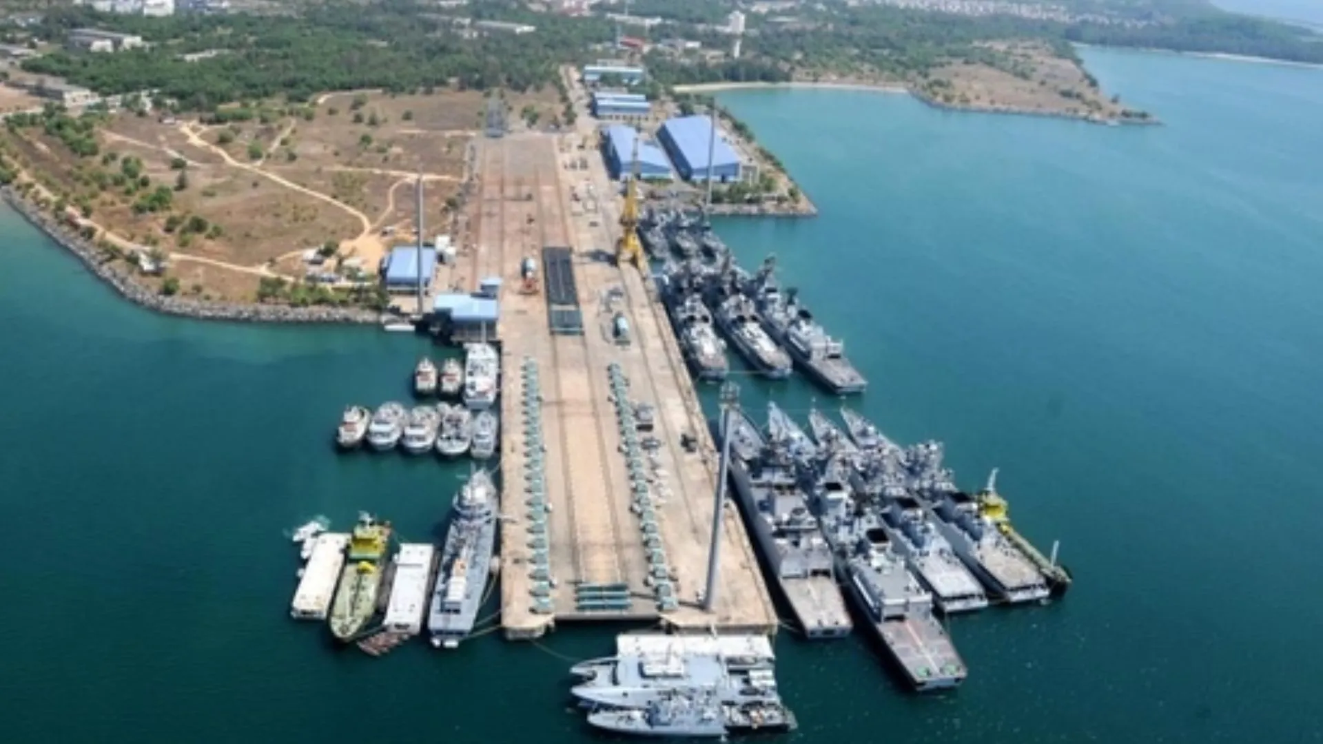Karwar Port Blocks Disembarkation of Iraqi Ship’s Foreign Crew After Pahalgam Attack