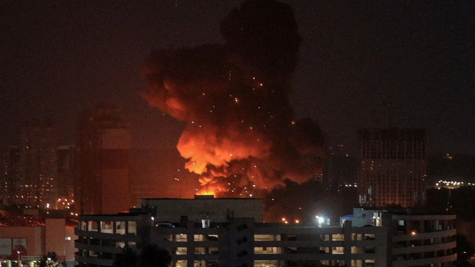 Kyiv Hit by Massive Russian Airstrike Amid Major Prisoner Swap