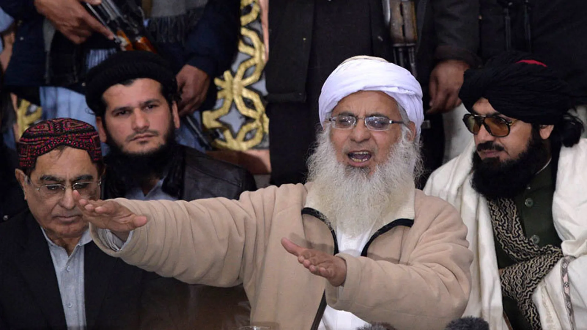 Islamabad’s Lal Masjid Cleric Asks, ‘Will You Support Pak in War?’ Audience’s Silence Speaks Volumes | Watch