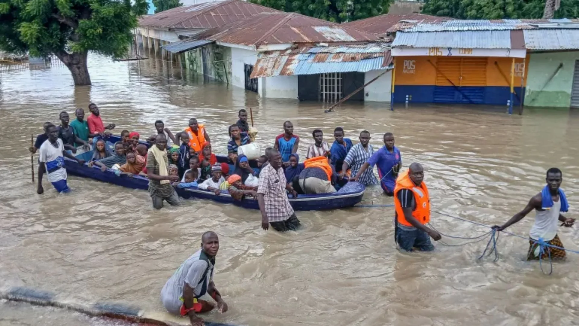 Heavy Rains In Nigeria Kill 21, Dozens Missing As Floodwaters Submerge Homes