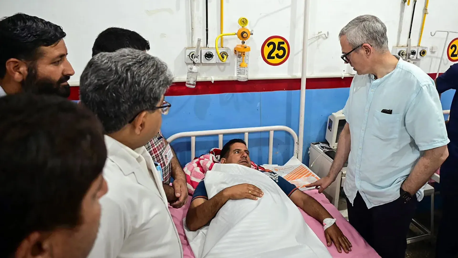 Omar Abdullah Announces Rs 10 Lakh Ex-Gratia for Victims of Pakistani Shelling