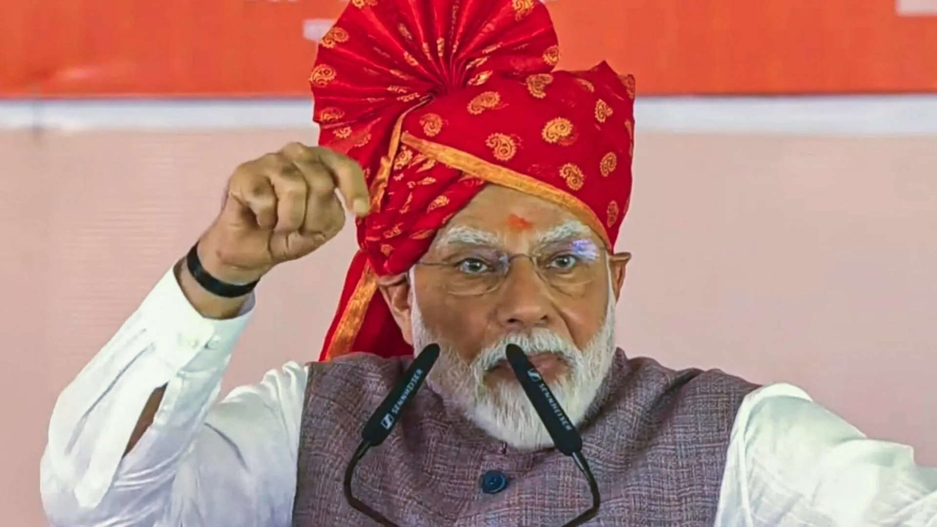 PM Modi in Bikaner: ‘No Blood Flowing in Modi’s Veins, But Hot Sindoor…’