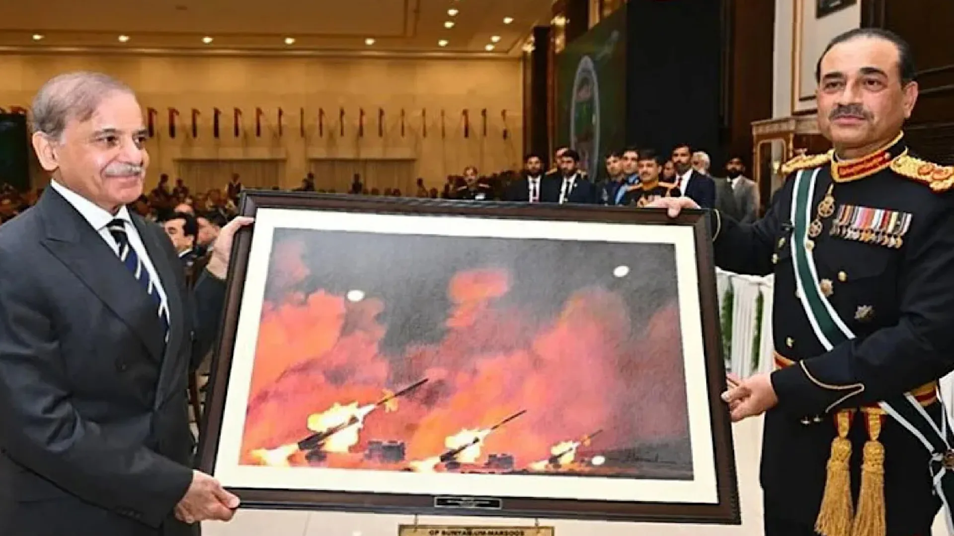 Pakistan Army’s Painting Gift Turns Into Global Joke—Chinese Drill Photo Goes Viral